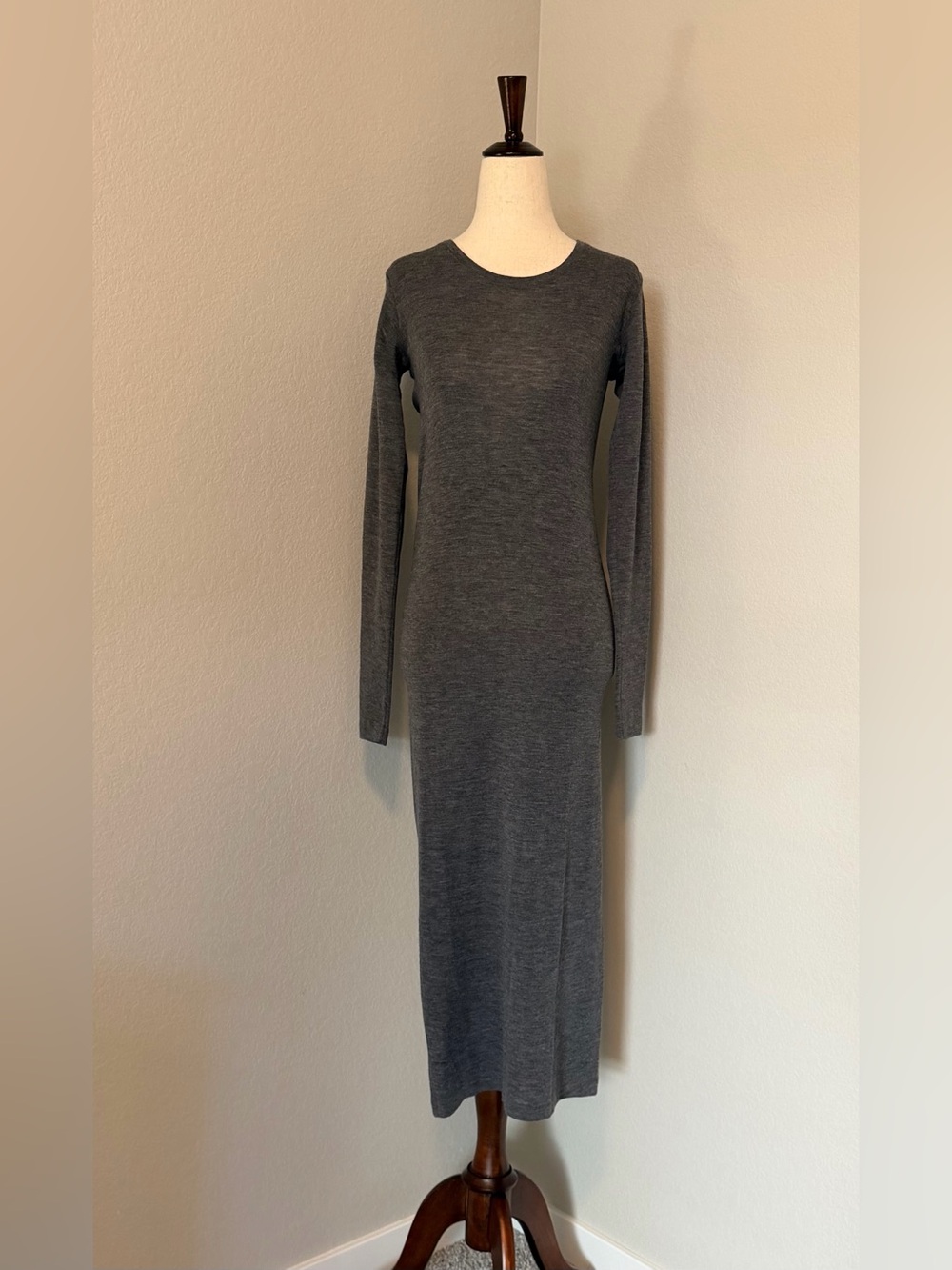 Quiet Luxury 100% Wool Long Sleeve Knit Maxi Dress Grey Italy